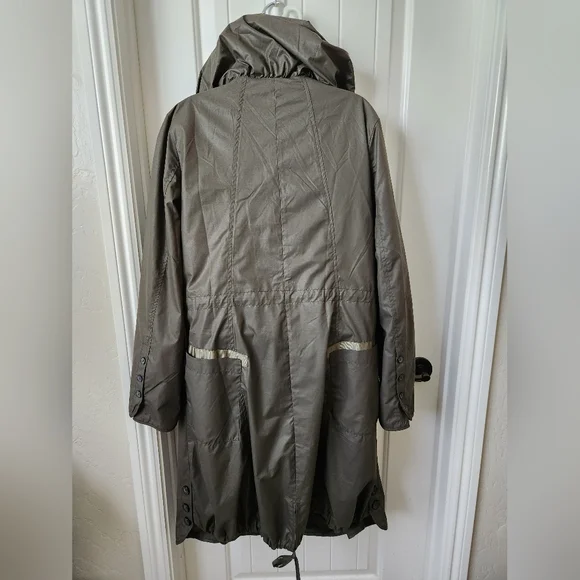 Pile Ou Face Paris Lined Trench/Jacket size 8/T4 | Like New | Muted Green - Picture 14 of 14